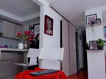 Karlye_5  live sex cam