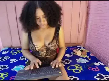 Mayajonespri  live sex cam