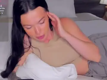 Molly__vibes  live sex cam