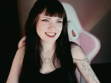 Moon_velvet  live sex cam