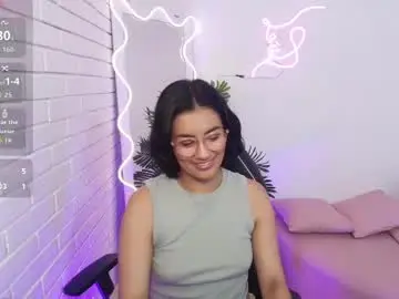 Peachy_tay  live sex cam