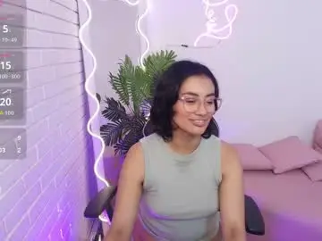 Peachy_tay  live sex cam