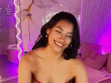 Peachy_tay  live sex cam