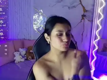 Peachy_tay  live sex cam