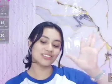 Peachy_tay  live sex cam