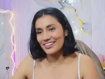 Peachy_tay  live sex cam
