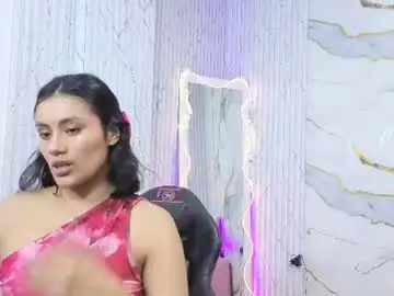 Peachy_tay  live sex cam