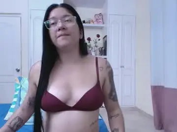 Sexyeva_25  live sex cam