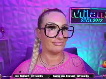 Tamaramilano  live sex cam