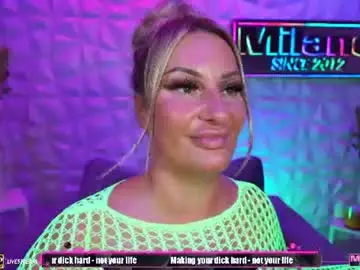Tamaramilano  live sex cam