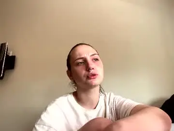 Terratrester  live sex cam