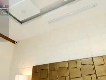 Violetlux  live sex cam