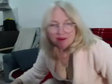 Blond_woman  live sex cam