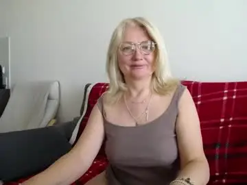 Blond_woman  live sex cam