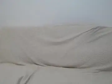 Blond_woman  live sex cam