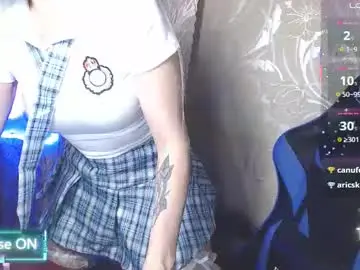 Karolynafox  live sex cam