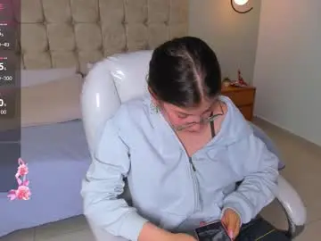 Lilie_petite  live sex cam