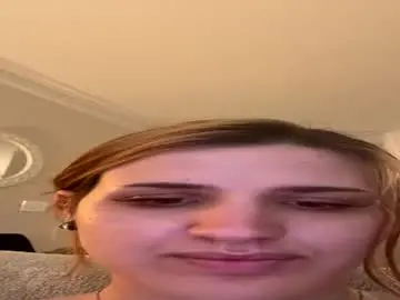 Lotta_love0  live sex cam