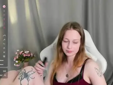Miley_cats  live sex cam