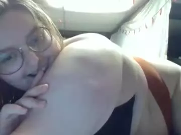 Momnalexxie  live sex cam