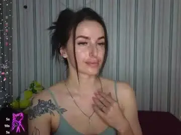 Adrihanna  live sex cam