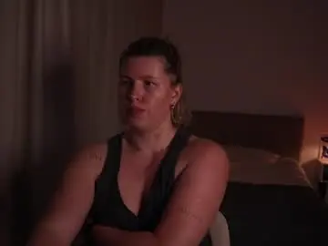 Amiamore  live sex cam