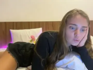 Babymilie  live sex cam