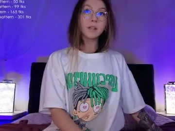 Iam_casey  live sex cam