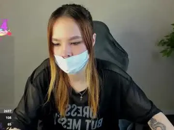 Lori_blossom  live sex cam