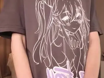 Lynettebails  live sex cam