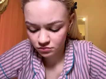 Megganskurski  live sex cam