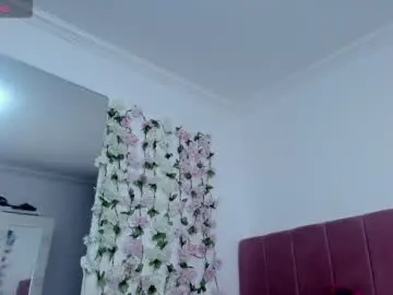 Mia_lauryn  live sex cam