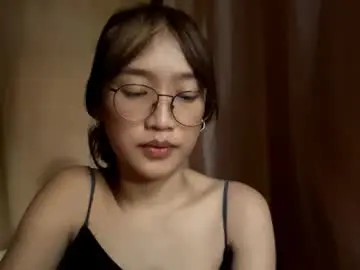 Minhgalstian  live sex cam