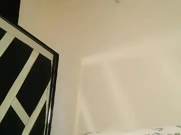 Petitee_desire  live sex cam