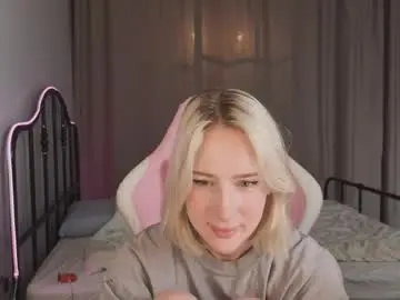 Pretty_smile_baby  live sex cam