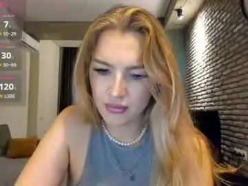 The_sunny_j  live sex cam