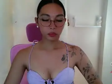 Asianhottiesttamira  live sex cam