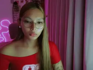 Asianhottiesttamira  live sex cam