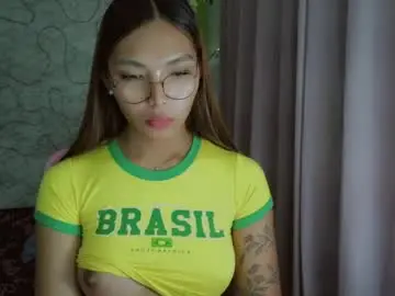 Asianhottiesttamira  live sex cam