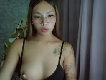Asianhottiesttamira  live sex cam