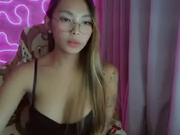 Asianhottiesttamira  live sex cam