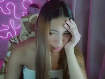 Asianhottiesttamira  live sex cam