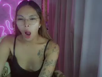 Asianhottiesttamira  live sex cam