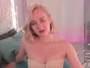 Chloedeccker  live sex cam