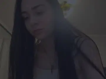 Cleoraaversa  live sex cam