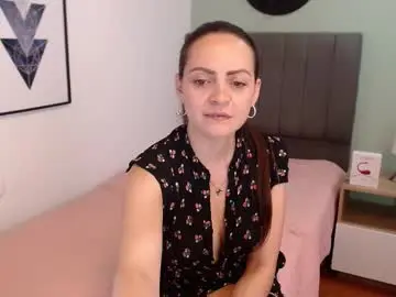 Eva_villa  live sex cam