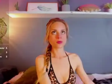 Lyana_xz  live sex cam