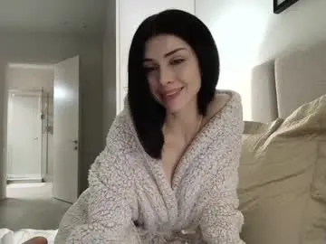 Milla_bella  live sex cam