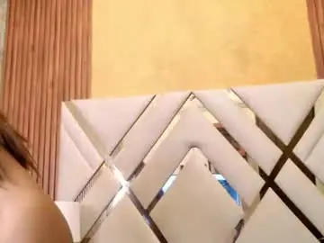 Mimis_park  live sex cam