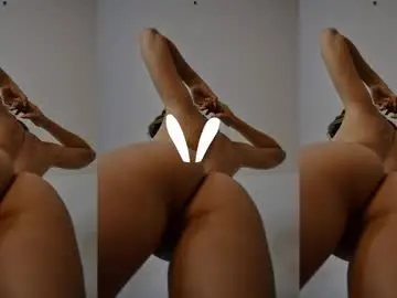 Missbunnygirl  live sex cam